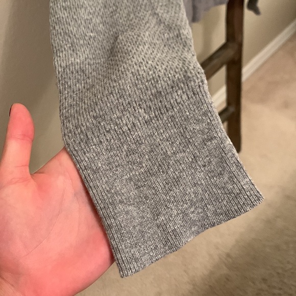 H&M Mens Crewneck sweater gray knit / Size M - Picture 3 of 6
